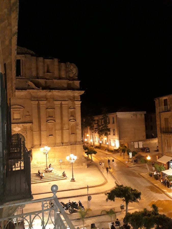 Appartement Casa Principe Umberto à Mazzarino Extérieur photo
